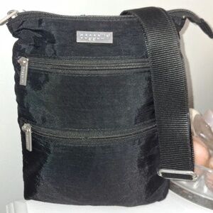 Baggallini Black Messenger Bag EUC